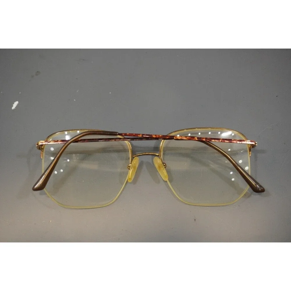 Vintage LOGO PARIS 120 Eyeglasses Frame France Gold Tone Tortoise 54-19-145